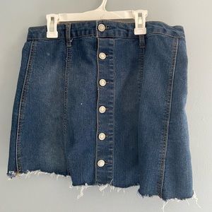 Mossimo mini Jean skirt, hardly warn and so so cute